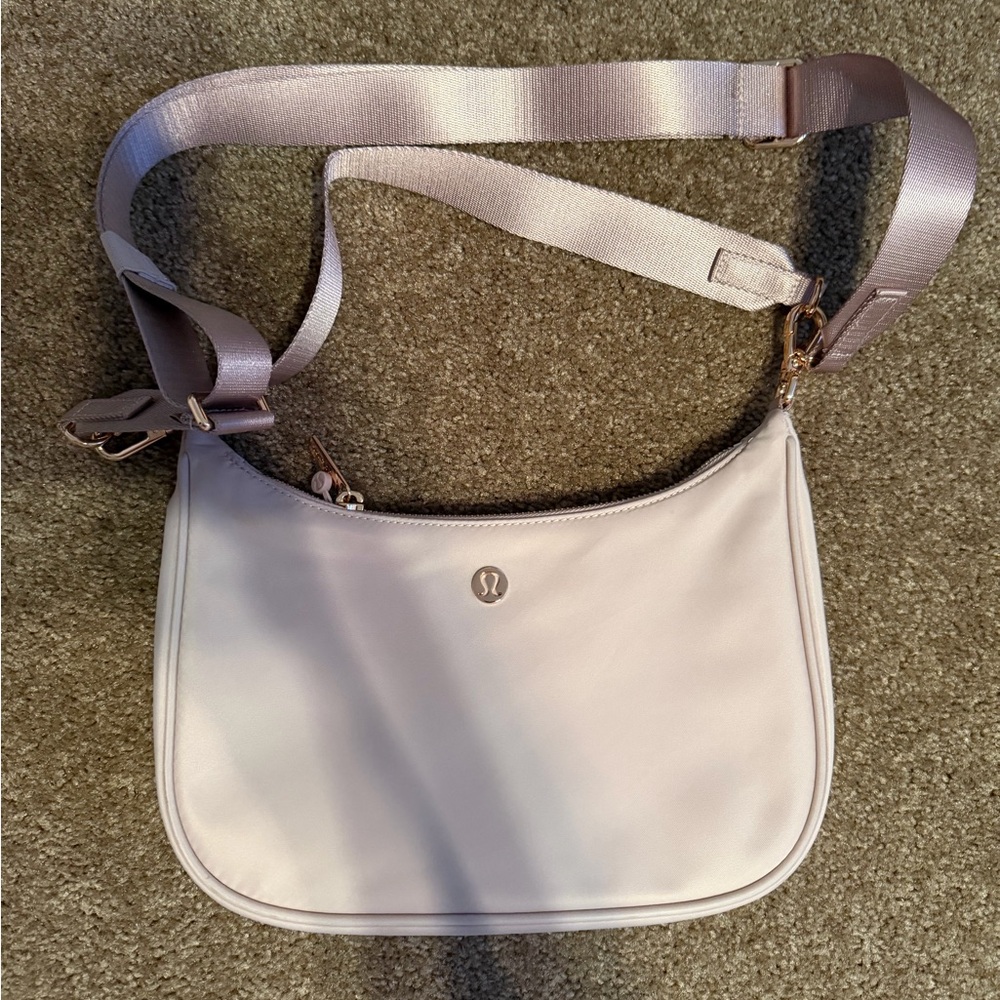 Lululemon City Essentials Small Shoulder Bag 3L-Mink Berry